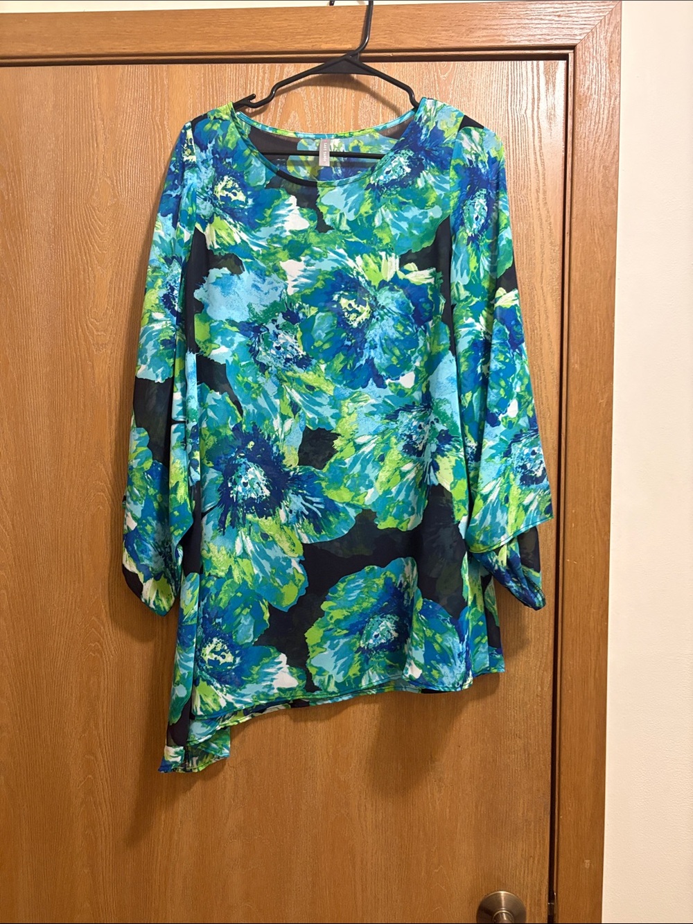 Last Tango Blue Green Floral Tunic Top